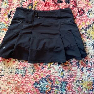Lululemon pace rival skirt